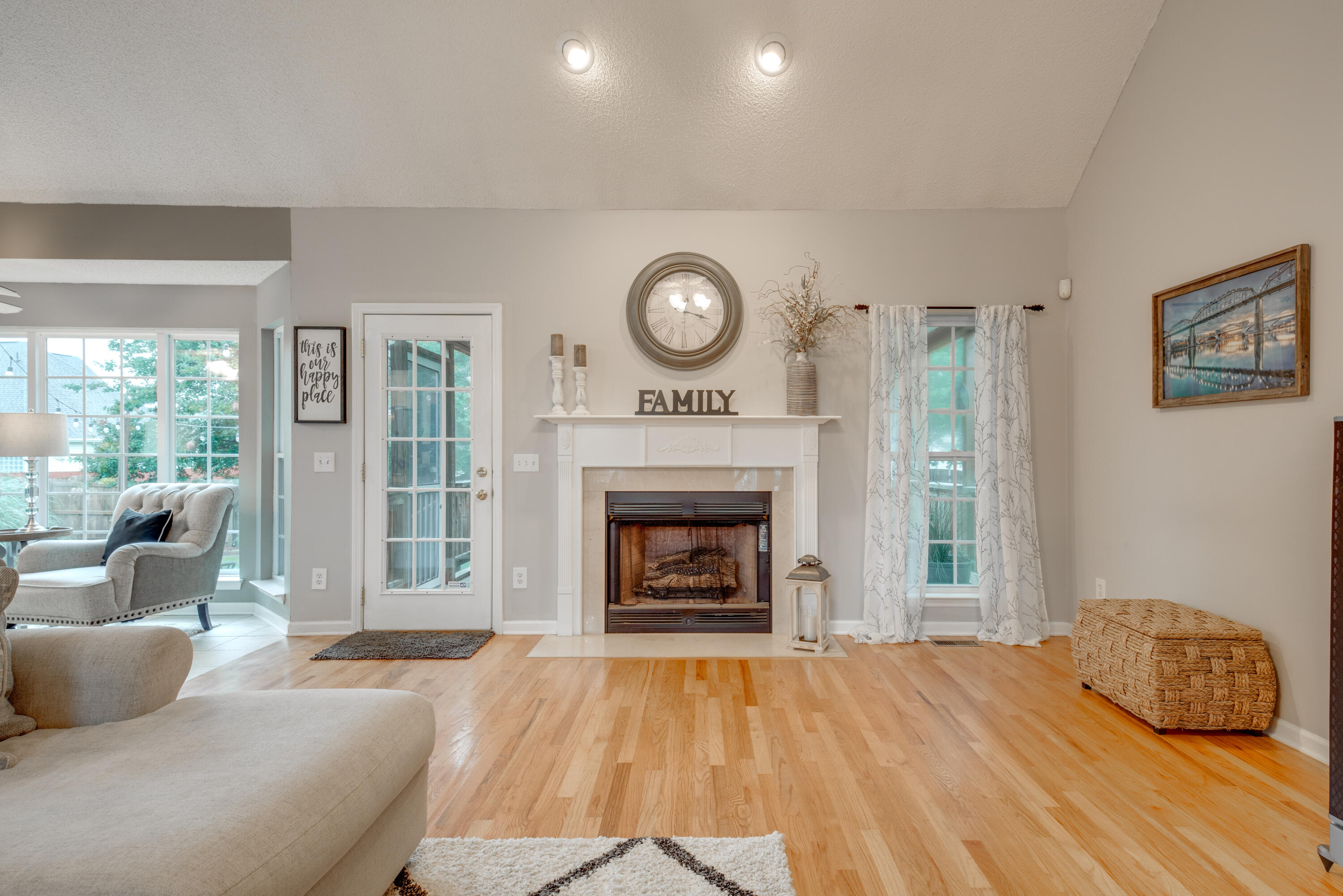 2091 Paris Metz Road Chattanooga, TN 37421 - Photo 7 of 40 Family Room Fireplace with gas logs