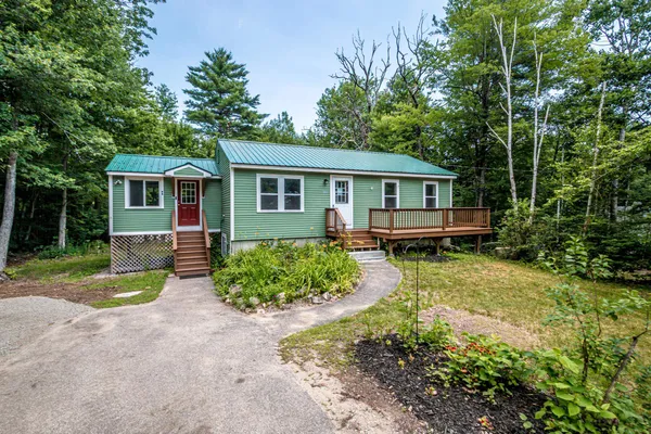 $429,900 | 48 Bald Hill Road, Conway, NH 03818