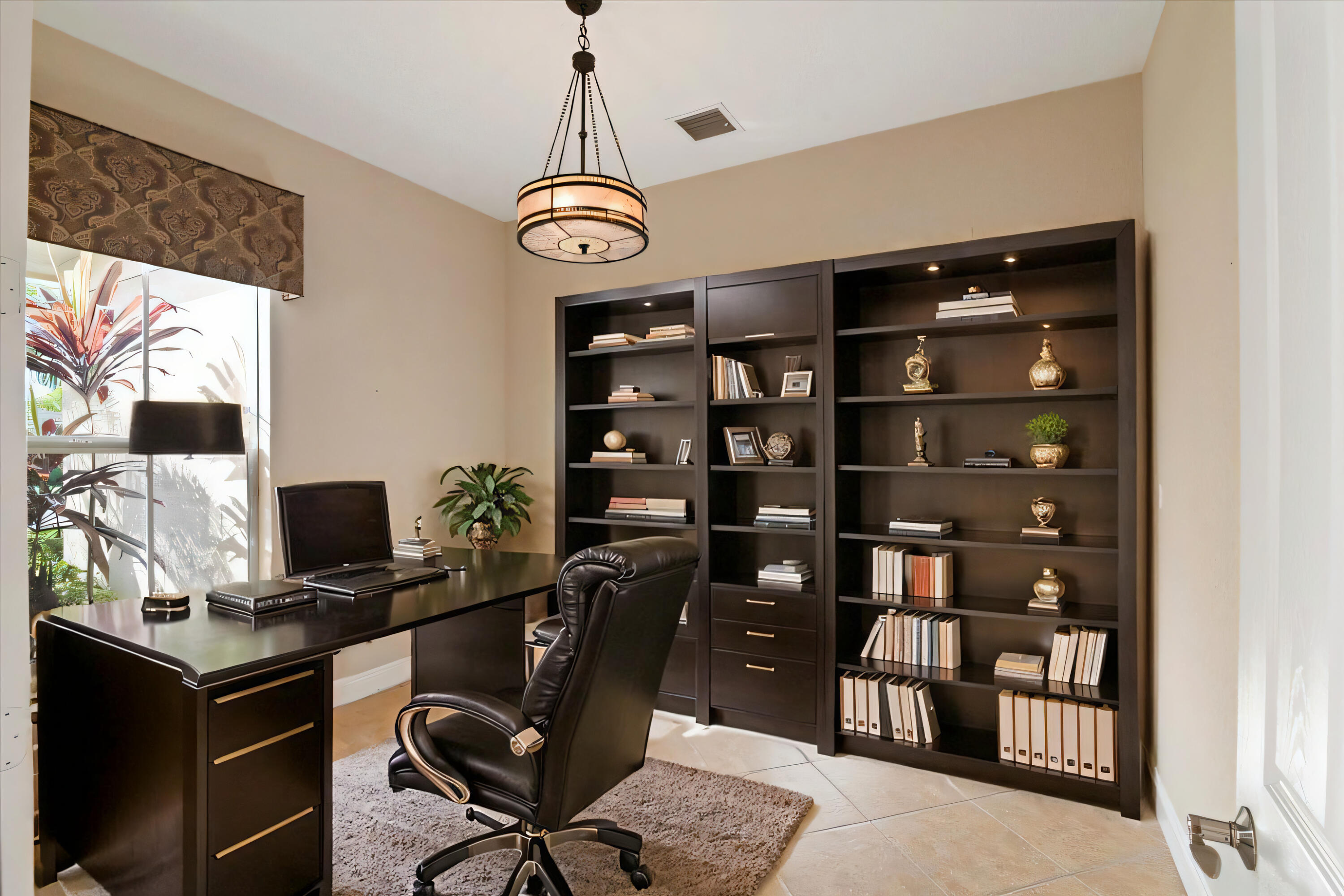 7536 Southeast Laque Circle Stuart, FL 34997 - Photo 13 of 46 Home office