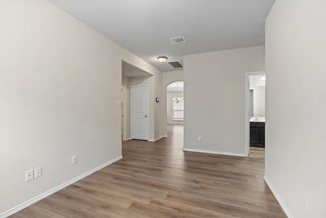 $325,000 | 227 Reagor Drive, Taylor, TX 76574