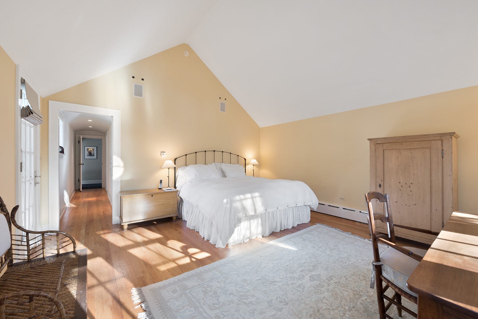892 Valley Road Glencoe, IL 60022 - Photo 16 of 31 Gallery Image 16