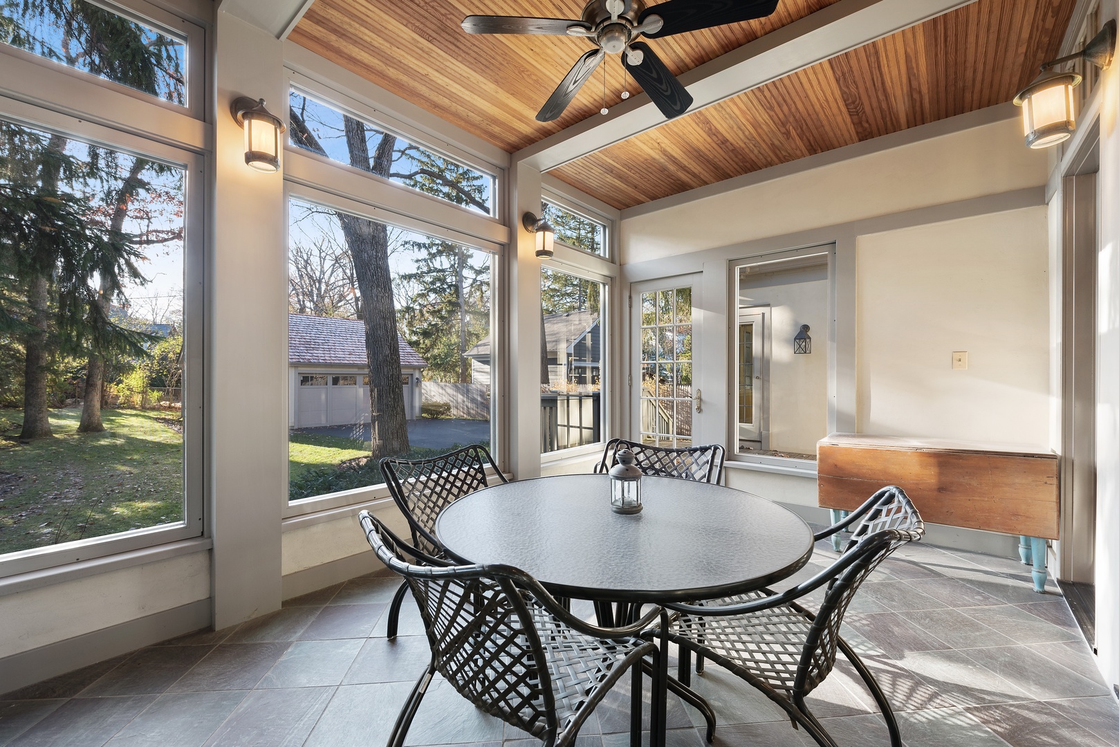 892 Valley Road Glencoe, IL 60022 - Photo 24 of 31 Gallery Image 24