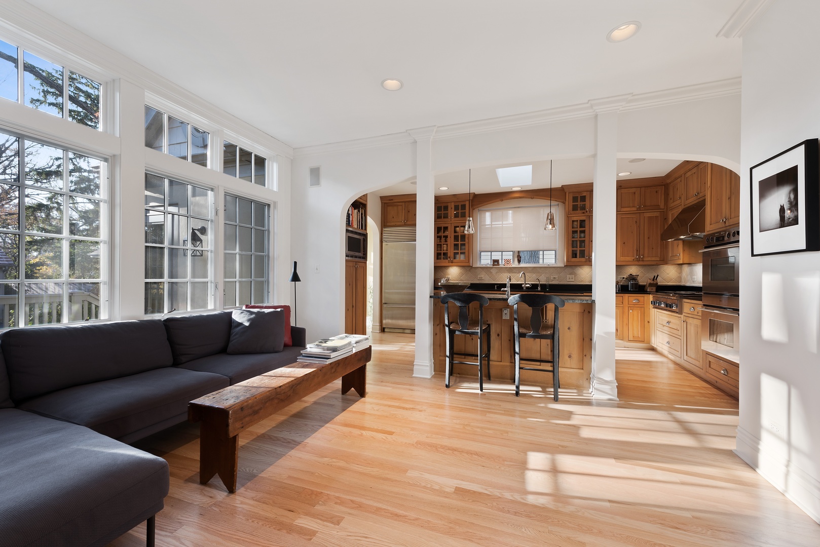 892 Valley Road Glencoe, IL 60022 - Photo 10 of 31 Gallery Image 10
