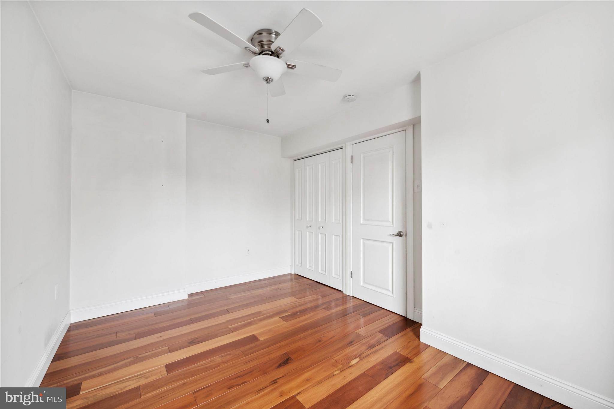 910 Fitzwater Street Philadelphia, PA 19147 - Photo 11 of 15