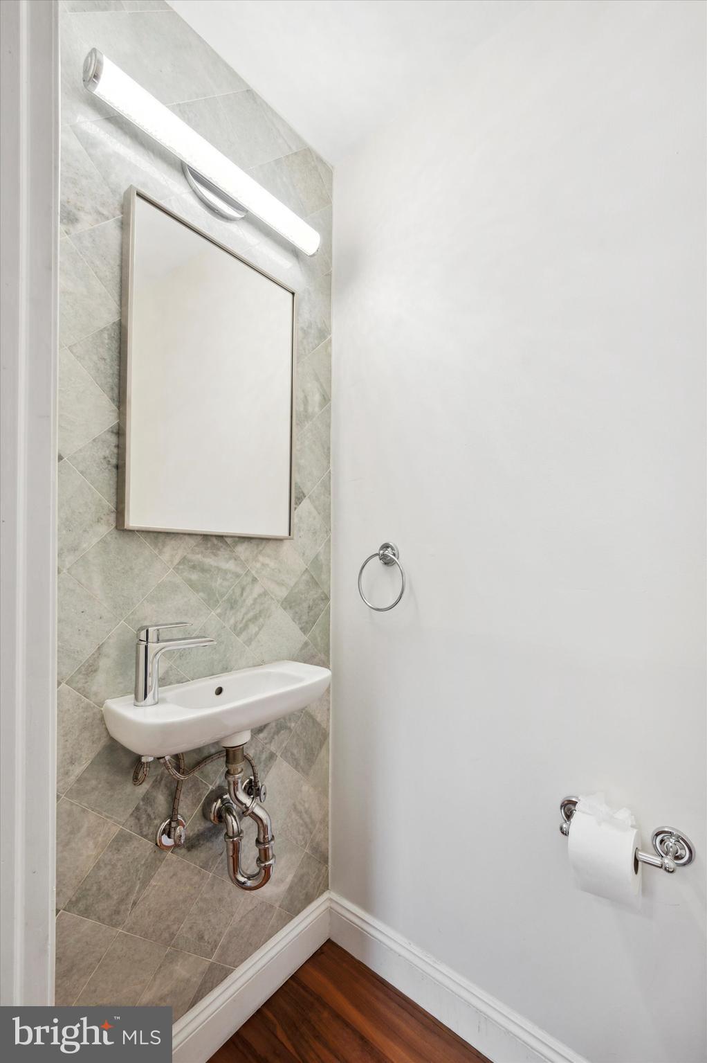 910 Fitzwater Street Philadelphia, PA 19147 - Photo 9 of 15