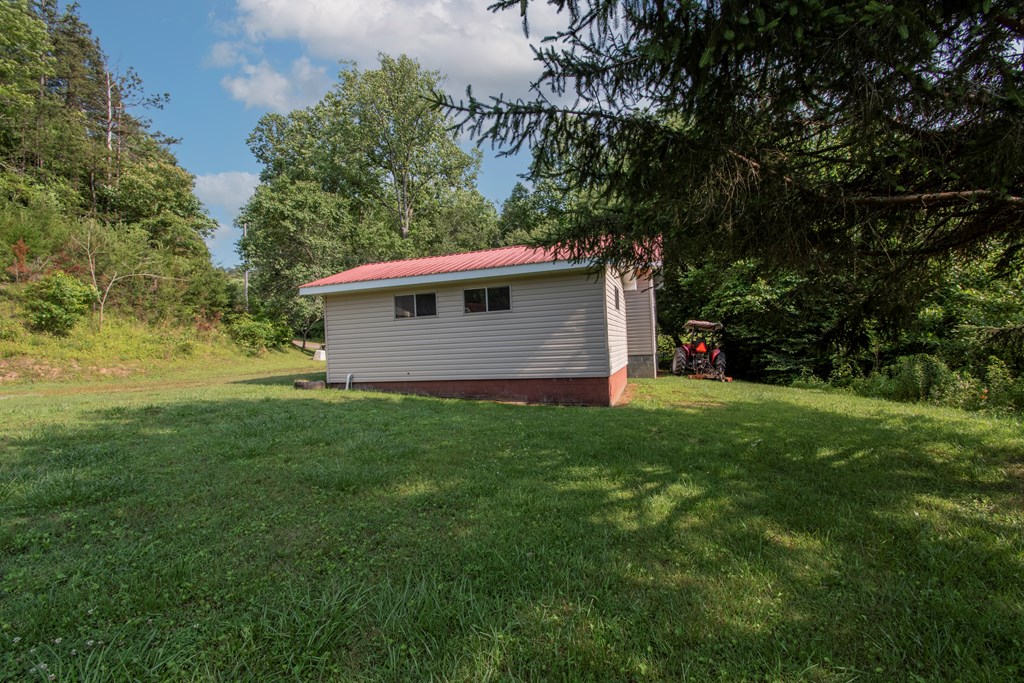139 Duncan Road Murphy, NC 28906 - Photo 7 of 39