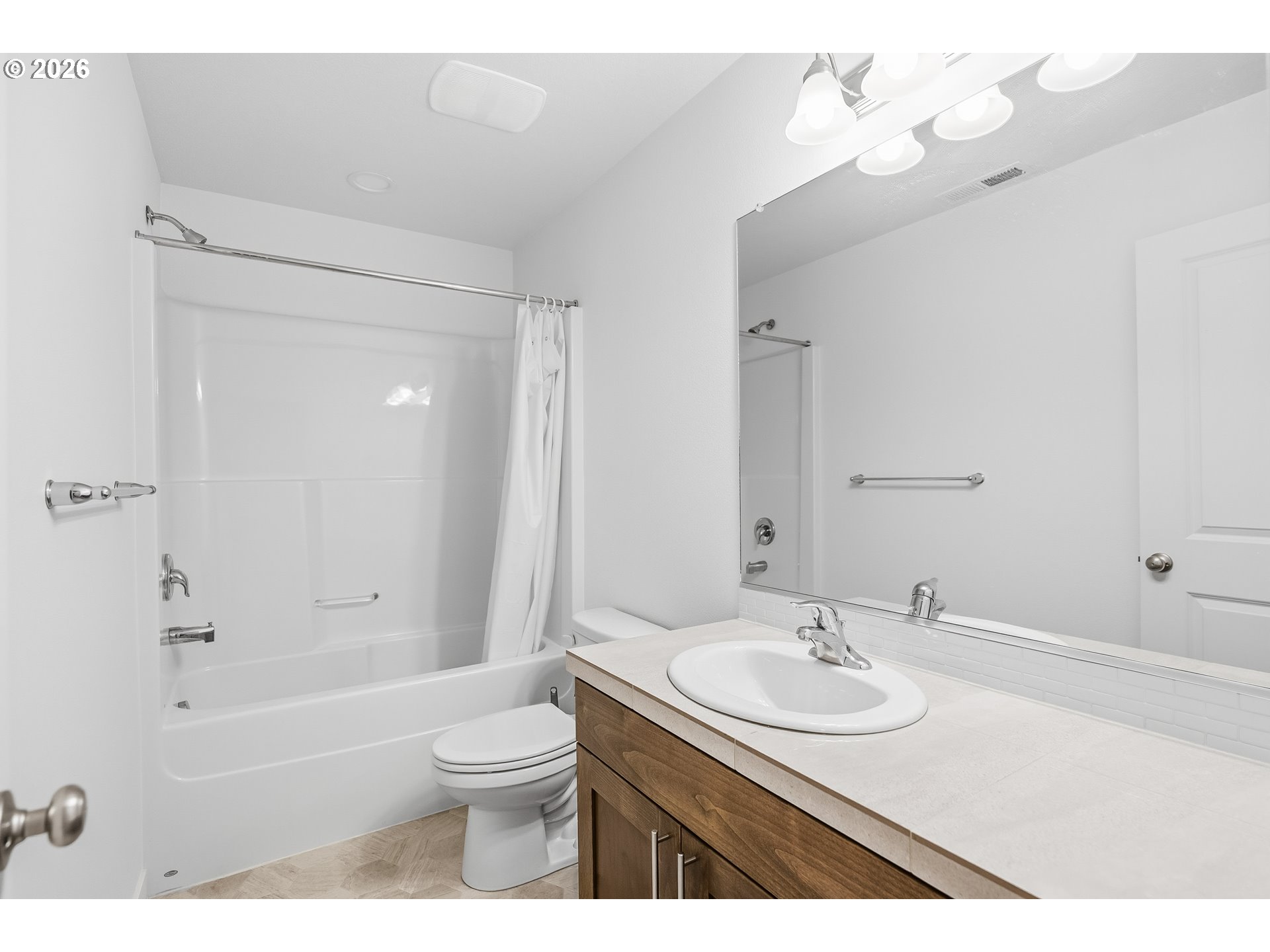 2095 South Heather Street Cornelius, OR 97113 - Photo 13 of 17