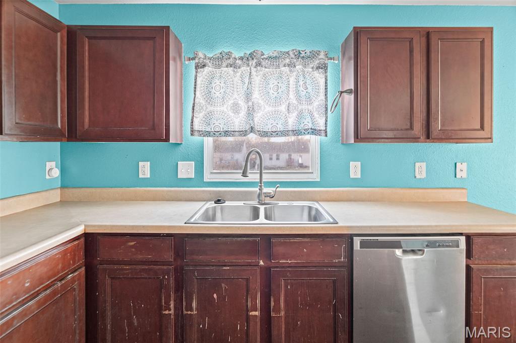 2528 Commons Parkway Belleville, IL 62221 - Photo 12 of 42