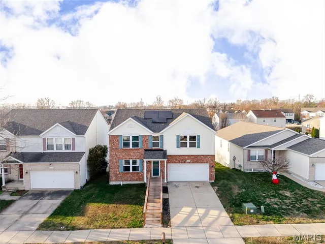 $305,000 | 2528 Commons Parkway, Belleville, IL 62221