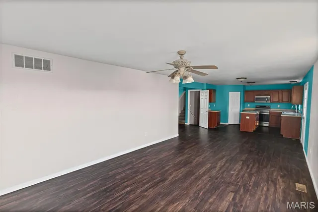 $305,000 | 2528 Commons Parkway, Belleville, IL 62221