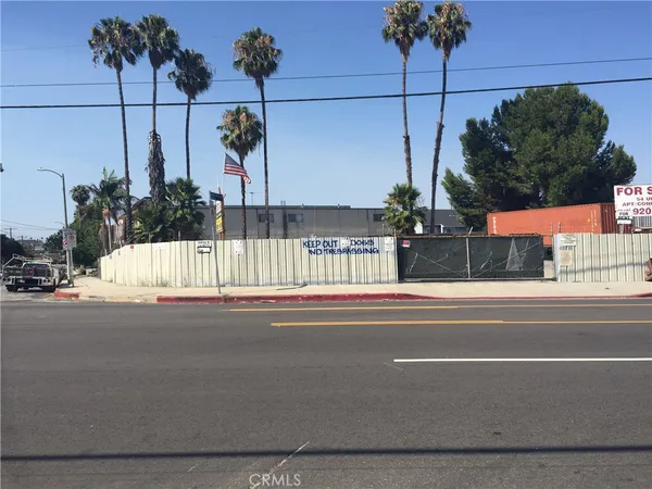 a car parked in front of a house