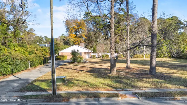 $349,000 | 2701 Wrightsville Avenue, Wilmington, NC 28403