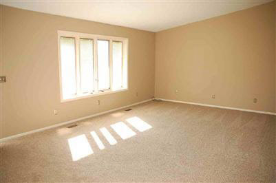 3122 Old Farm Road Flint, MI 48507 - Photo 2 of 15 20156379-1.JPG