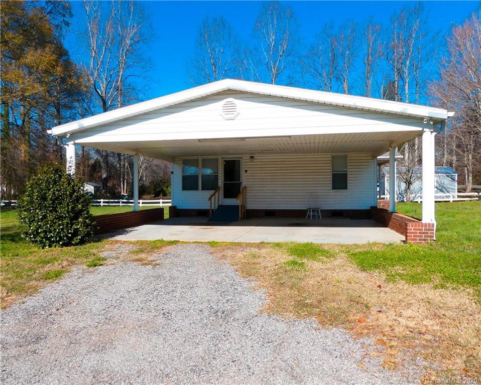 321 Jennings Road Statesville, NC 28625 - Photo 3 of 28