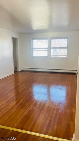 $2,600 | 728 Thomas Street, Elizabeth, NJ 07202