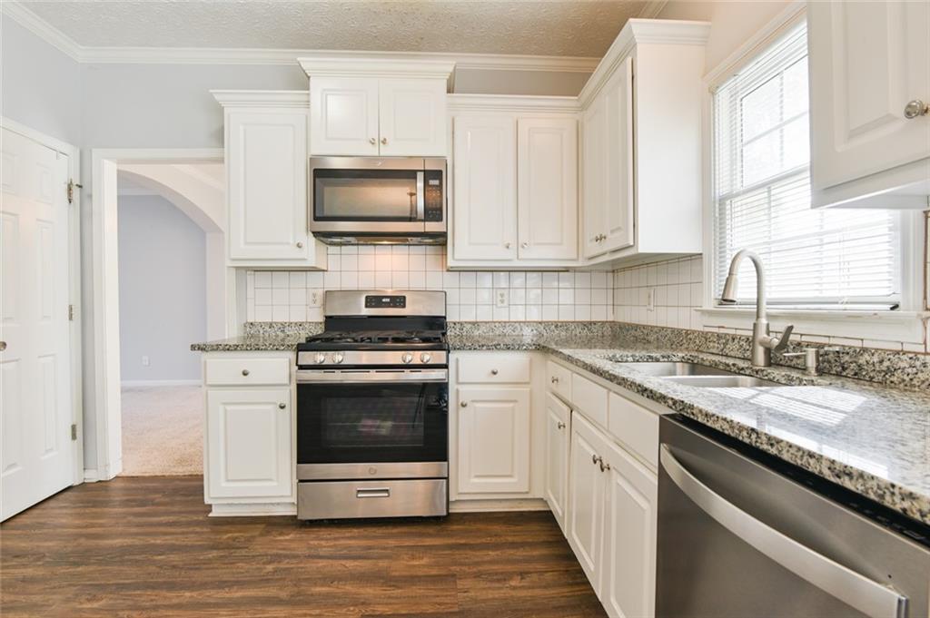 159 Roberts Road Suwanee, GA 30024 - Photo 13 of 51