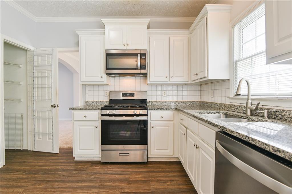159 Roberts Road Suwanee, GA 30024 - Photo 14 of 51