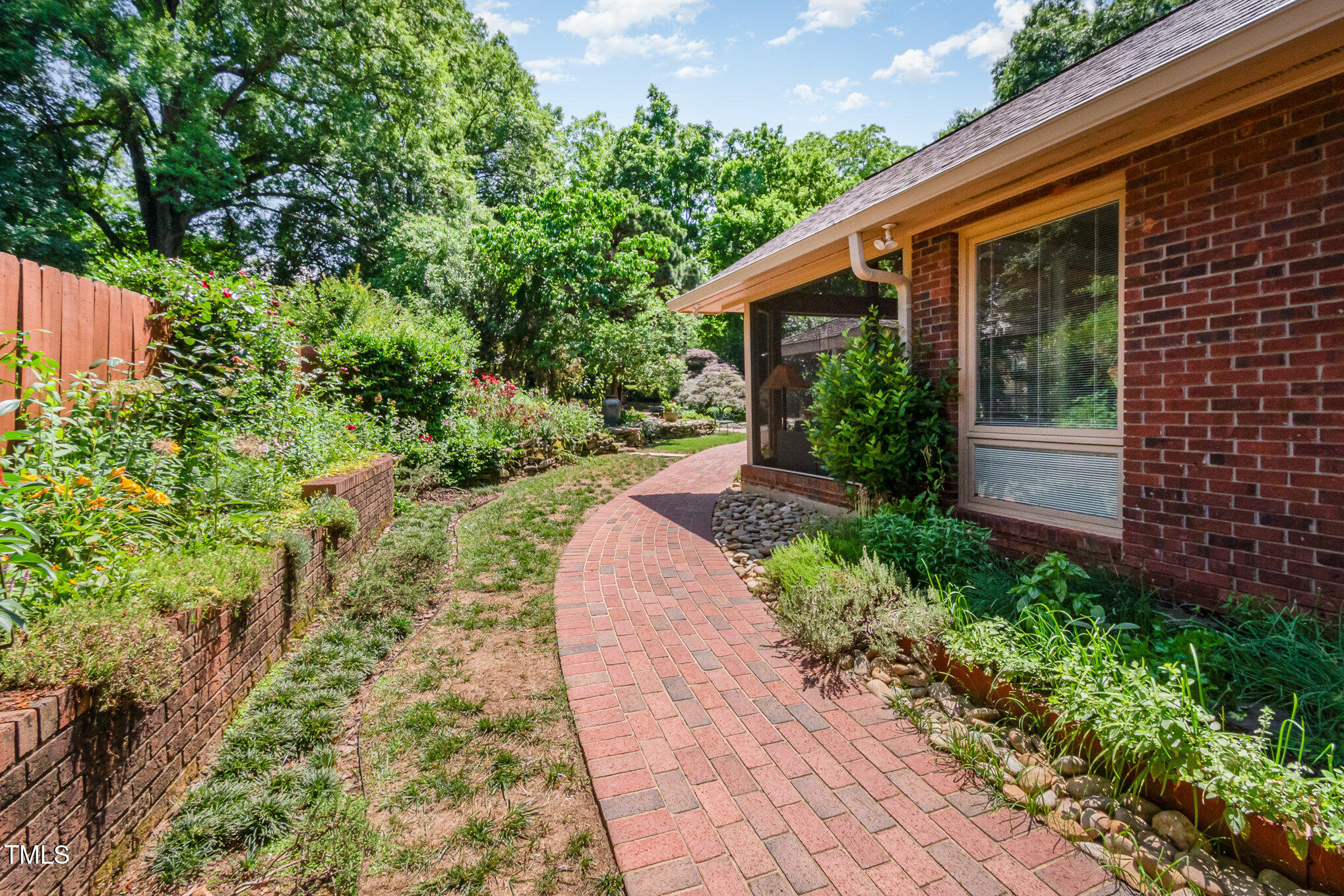 2711 Everett Avenue Raleigh, NC 27607 - Photo 50 of 99 052_dsc_8791-edit_564