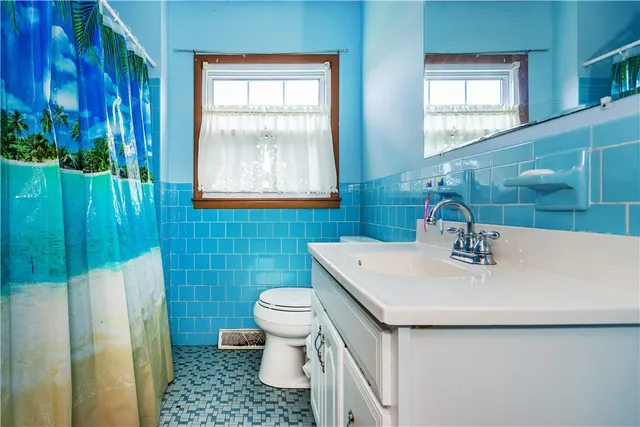 $549,900 | 74 Brookhaven Drive, East Providence, RI 02914