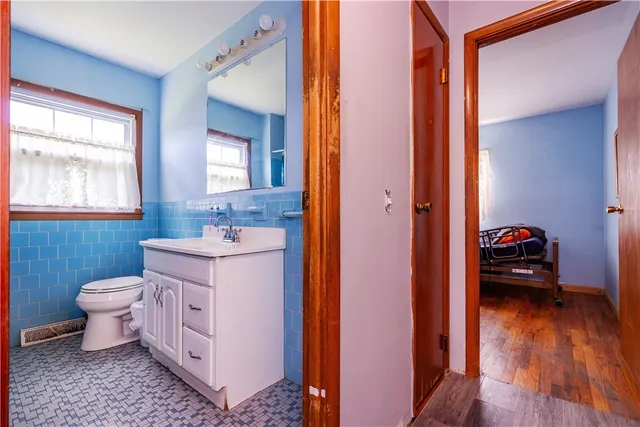 $549,900 | 74 Brookhaven Drive, East Providence, RI 02914