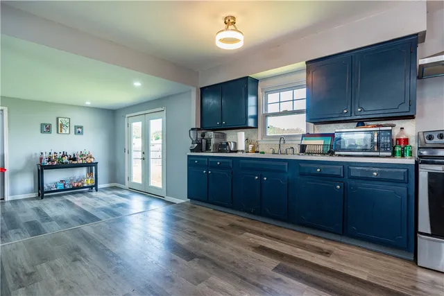 $549,900 | 74 Brookhaven Drive, East Providence, RI 02914