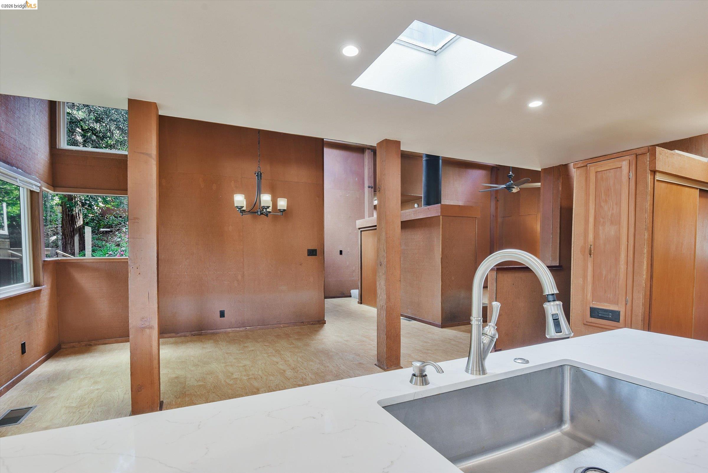 9 Wildwood Road Orinda, CA 94563 - Photo 12 of 34