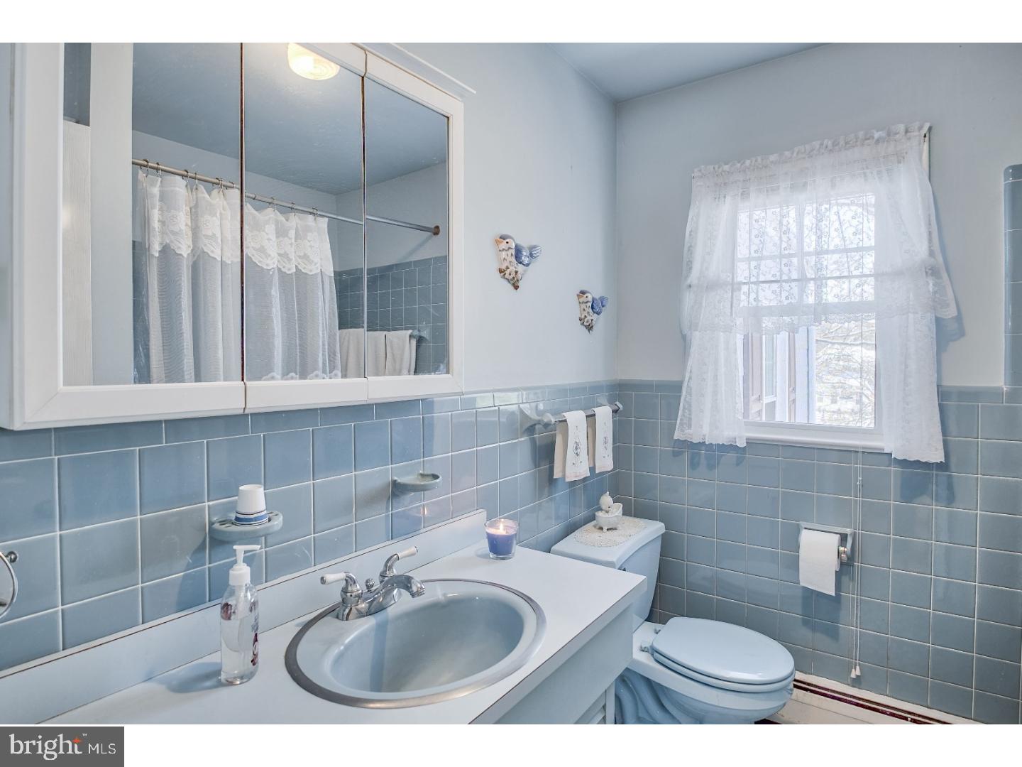 37 Cedar Road Mickleton, NJ 08056 - Photo 20 of 25 Bathroom