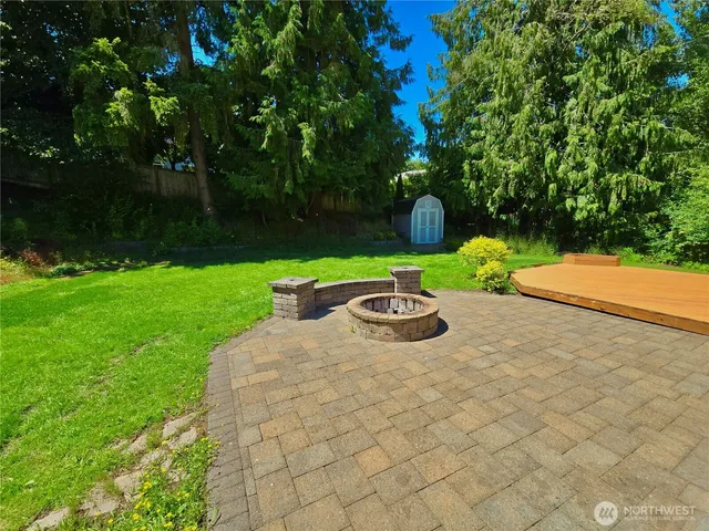 $699,999 | 21230 38th Place West, Brier, WA 98036