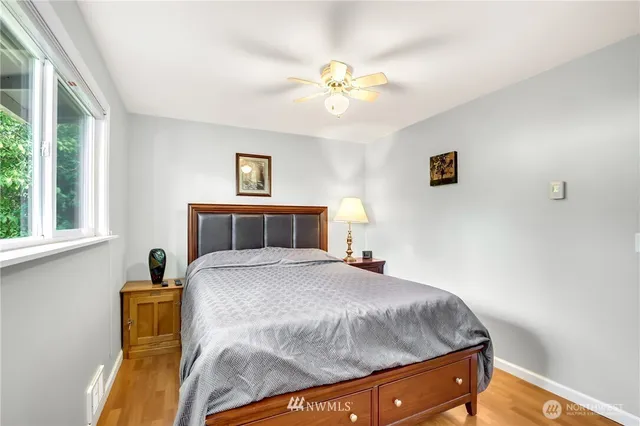 $699,999 | 21230 38th Place West, Brier, WA 98036