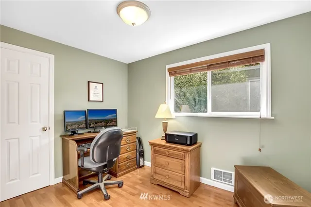 $699,999 | 21230 38th Place West, Brier, WA 98036