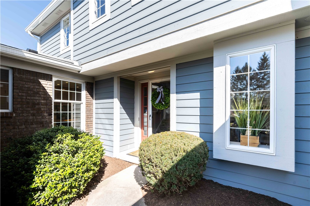 62 Creek Ridge, Unit PVT Pittsford, NY 14534 - Photo 1 of 1 Private Courtyard Front Door