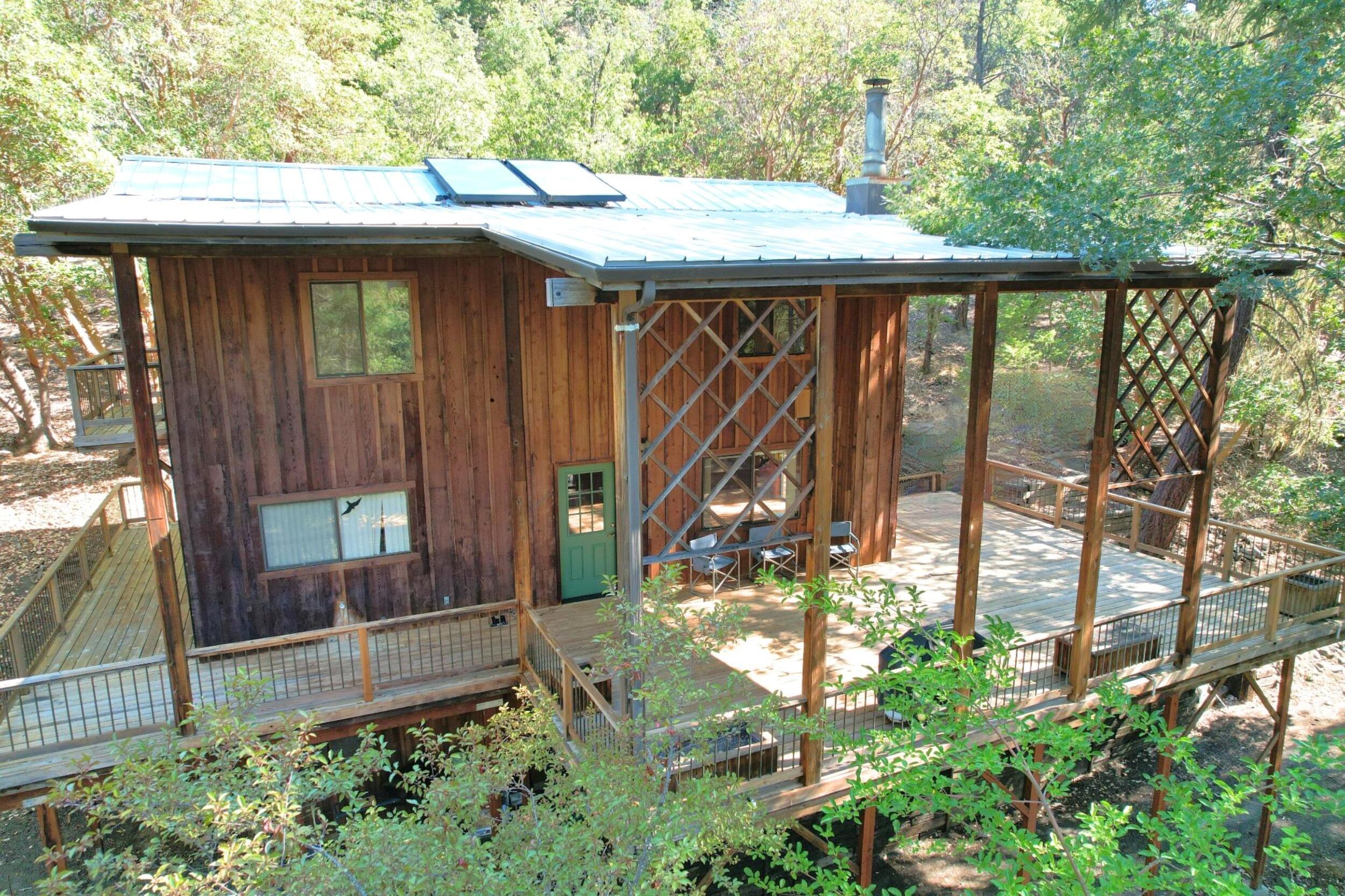 939 Beaver Creek Road Jacksonville, OR 97530 - Photo 15 of 53 Beautiful Home in the trees