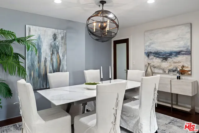 $1,649,000 | 12011 Goshen Avenue, Unit 301, Los Angeles, CA 90049