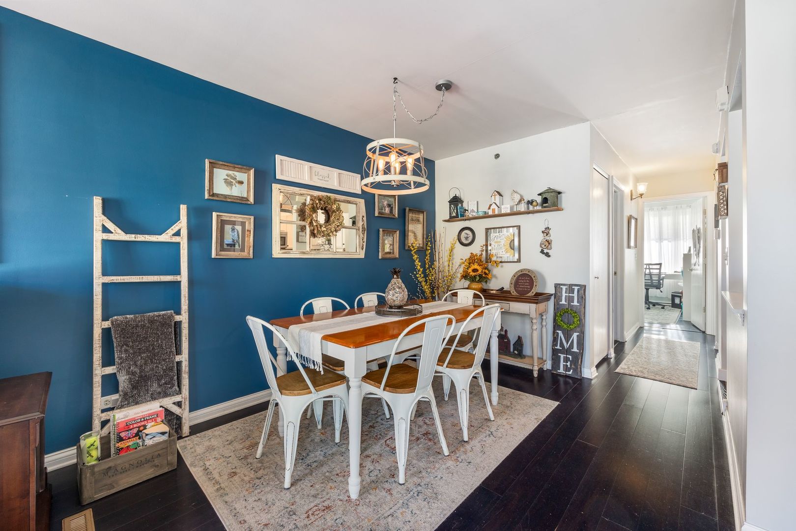 346 Springmist Court Bolingbrook, IL 60440 - Photo 5 of 19 a view of a dining room with furniture and wooden floor