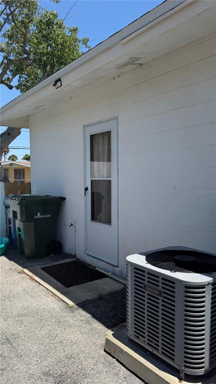 339 Pine Tree Road Venice, FL 34293 - Photo 19 of 22