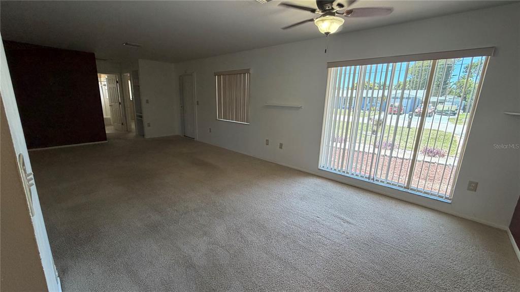 339 Pine Tree Road Venice, FL 34293 - Photo 6 of 22