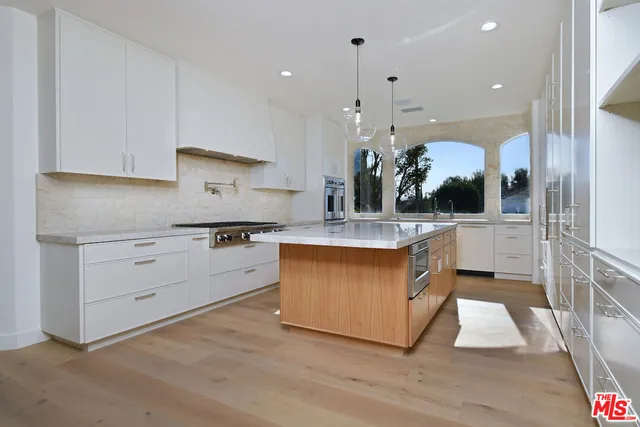 $4,295,000 | 25605 Melbourne Court, Calabasas, CA 91302