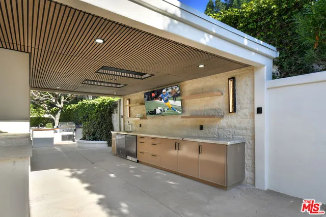 $4,295,000 | 25605 Melbourne Court, Calabasas, CA 91302