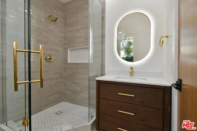 $4,295,000 | 25605 Melbourne Court, Calabasas, CA 91302