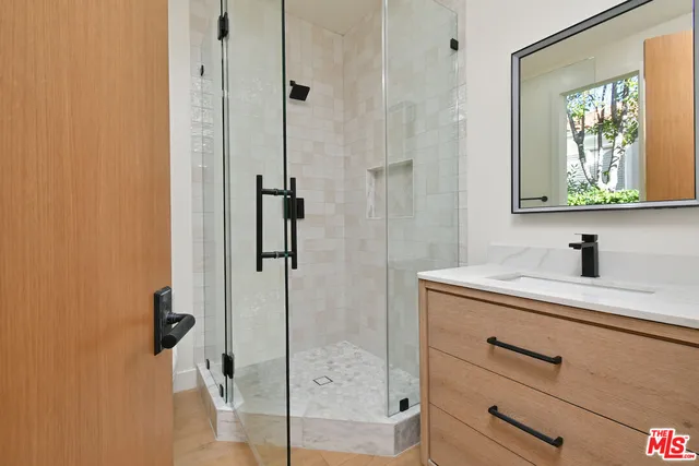 $4,295,000 | 25605 Melbourne Court, Calabasas, CA 91302