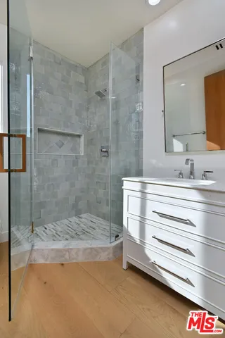 $4,295,000 | 25605 Melbourne Court, Calabasas, CA 91302