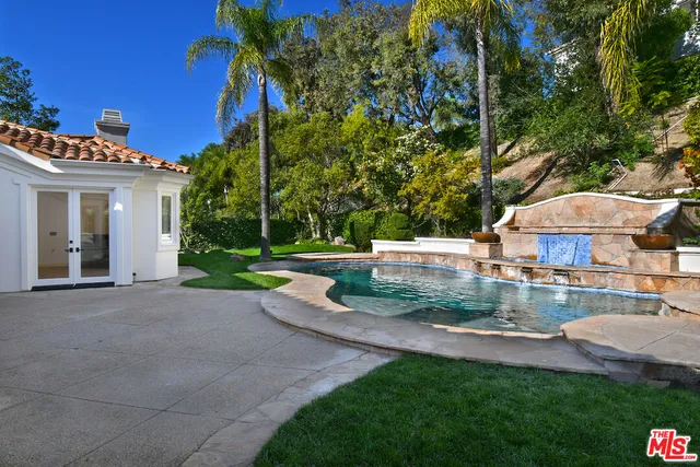 $4,295,000 | 25605 Melbourne Court, Calabasas, CA 91302