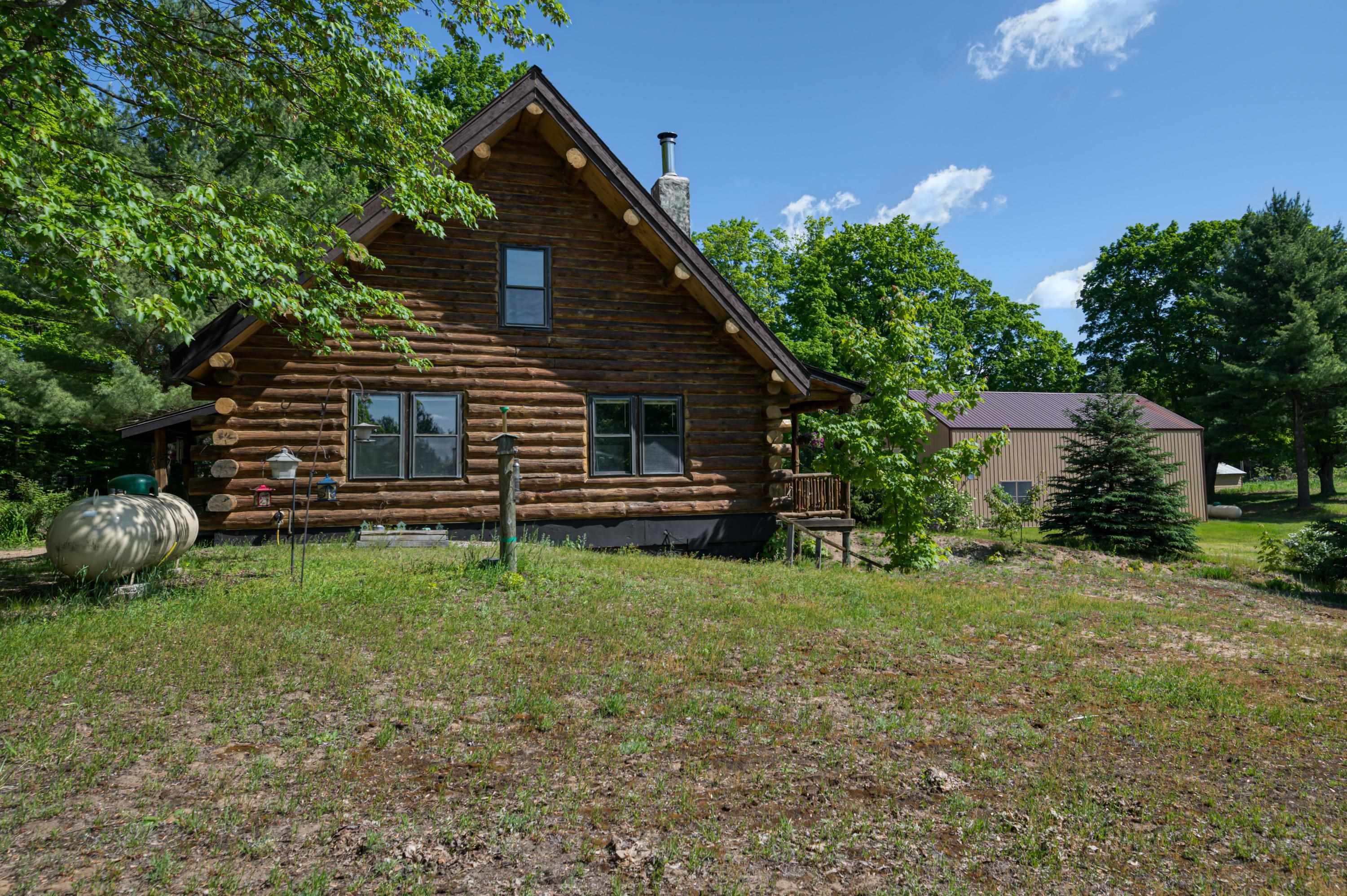 264 West Sharon Road Fife Lake, MI 49633 - Photo 4 of 66