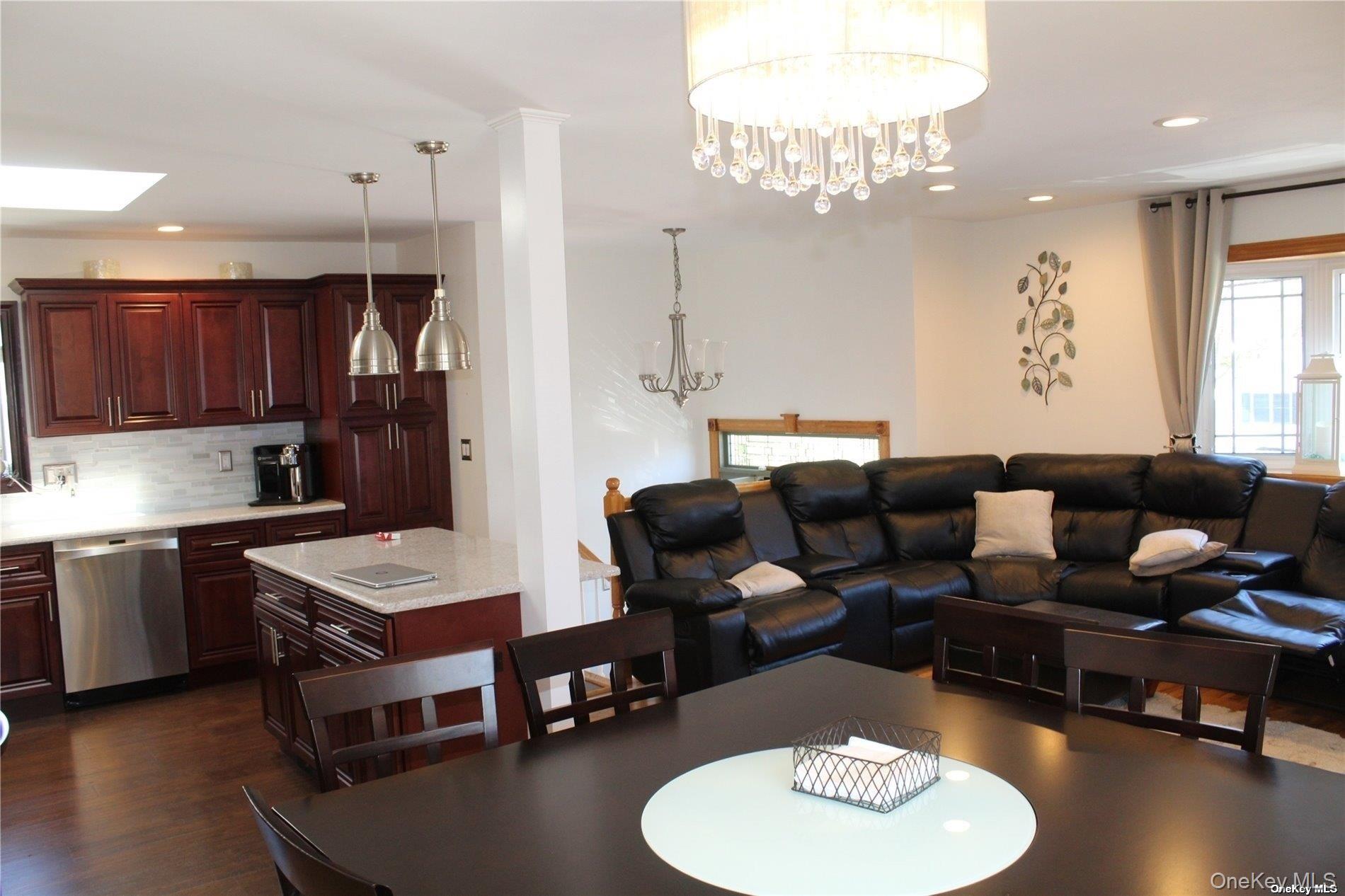 860 Udall Road West Islip, NY 11795 - Photo 6 of 16