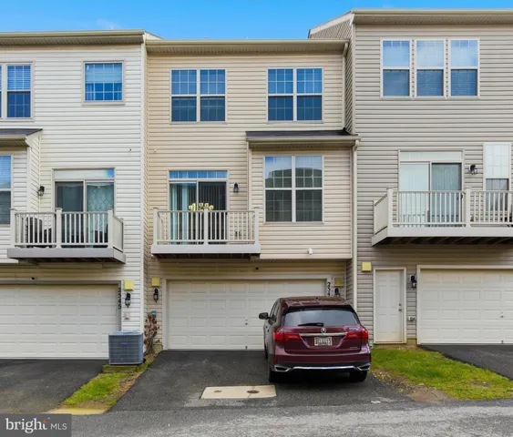 $3,350 | 2543 Standifer Place, Lanham, MD 20706