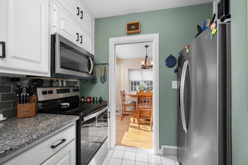 3237 14th Street Rock Island, IL 61201 - Photo 12 of 35