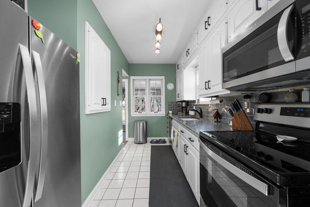 3237 14th Street Rock Island, IL 61201 - Photo 10 of 35