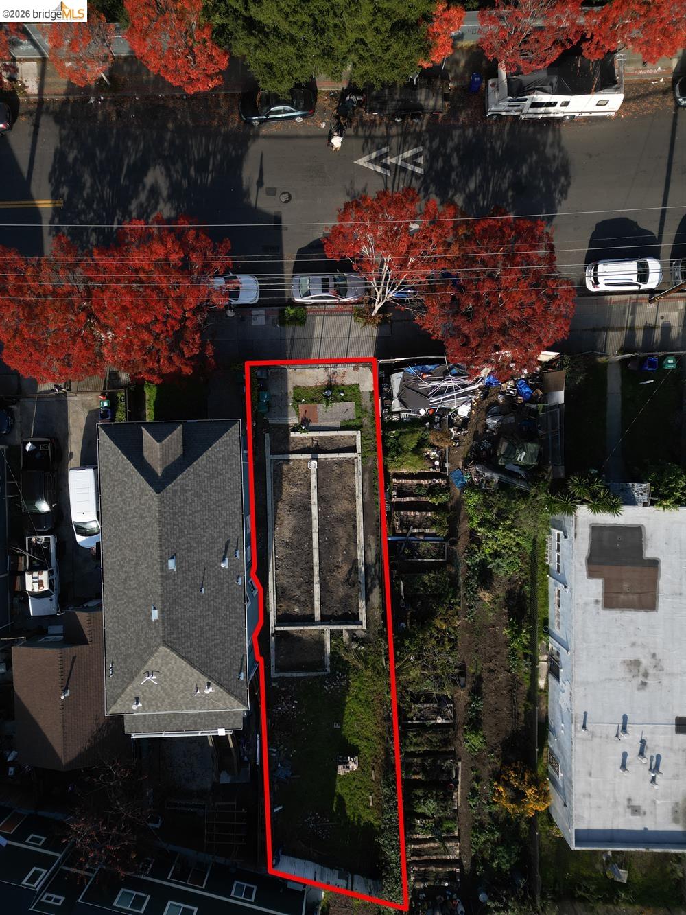 0 8th Street Oakland, CA 94607 - Photo 16 of 56 an outdoor space with lots of trees