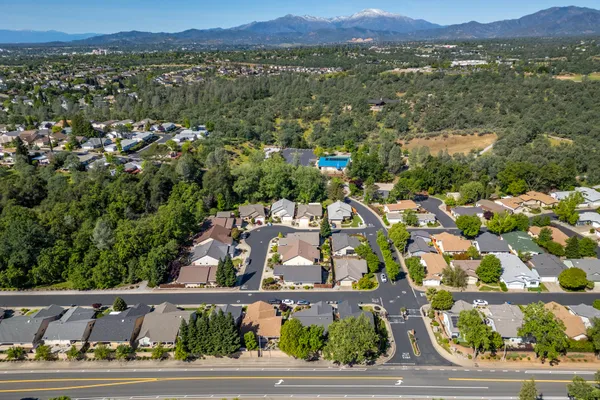$425,000 | 655 Mammoth Path, Redding, CA 96003