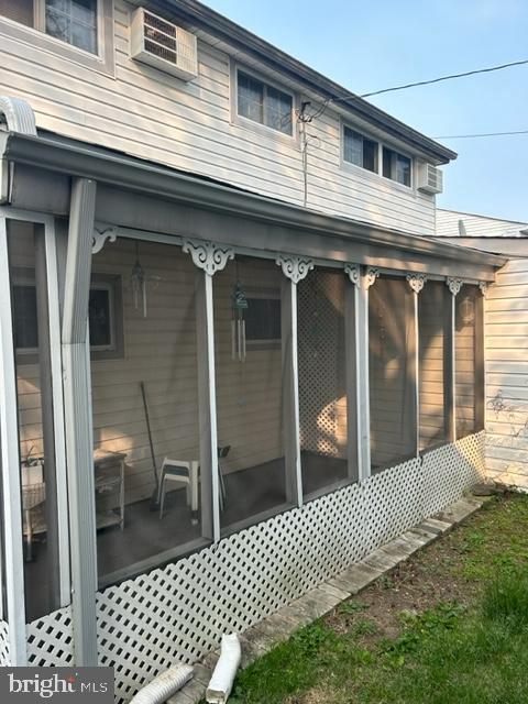 2836 Norcom Road Philadelphia, PA 19154 - Photo 32 of 43 Screened Patio